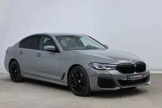 BMW 530, 3.0, 210 kW, гибрид, автомат, полный привод