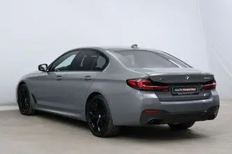 BMW 530, 3.0, 210 kW, гибрид, автомат, полный привод