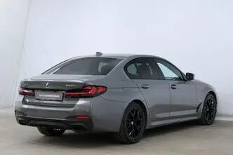 BMW 530, 3.0, 210 kW, гибрид, автомат, полный привод