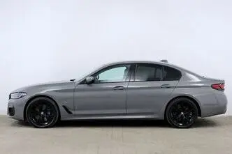 BMW 530, 3.0, 210 kW, гибрид, автомат, полный привод