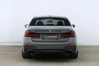 BMW 530, 3.0, 210 kW, гибрид, автомат, полный привод