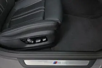 BMW 530, 3.0, 210 kW, гибрид, автомат, полный привод