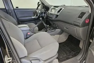 Toyota Hilux, 2.5, 106 kW, diisel, manuaal, nelikvedu