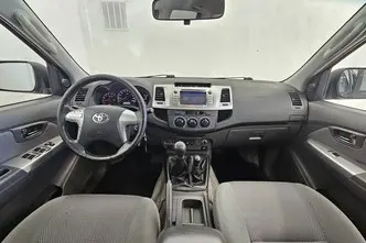 Toyota Hilux, 2.5, 106 kW, diisel, manuaal, nelikvedu