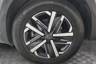 Peugeot 2008, electric, automatic, front-wheel drive