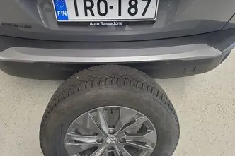 Peugeot 2008, electric, automatic, front-wheel drive
