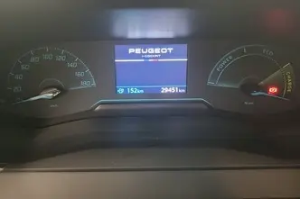 Peugeot 2008, electric, automatic, front-wheel drive