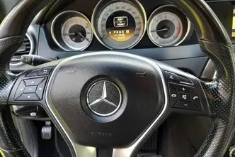 Mercedes-Benz C 220, 2.1, 125 kW, diesel, automatic, rear-wheel drive