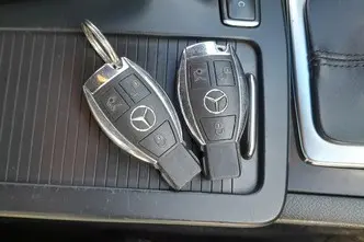 Mercedes-Benz C 220, 2.1, 125 kW, diesel, automatic, rear-wheel drive