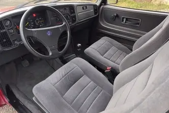 Saab 900, 2.0, 93 kW, petrol, manual, front-wheel drive