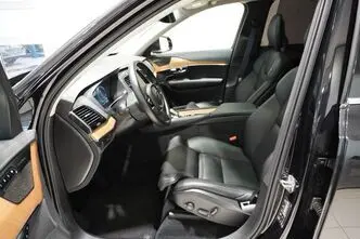 Volvo XC90, 2.0, 173 kW, hybrid, automatic, four-wheel drive