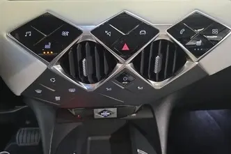 DS 3 Crossback, 1.2, 96 kW, bensiin, automaat, esivedu