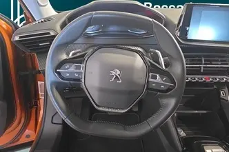 Peugeot 2008, 1.2, 96 kW, bensiin, automaat, esivedu