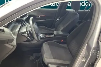 Peugeot 208, 1.2, 74 kW, bensiin, automaat, esivedu