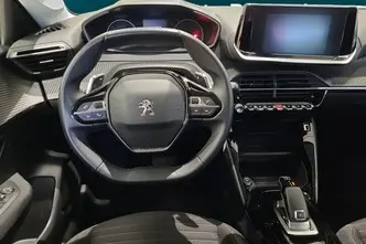 Peugeot 208, 1.2, 74 kW, bensiin, automaat, esivedu