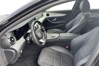 Mercedes-Benz E 300, 2.0, 143 kW, pistikhübriid, automaat, nelikvedu