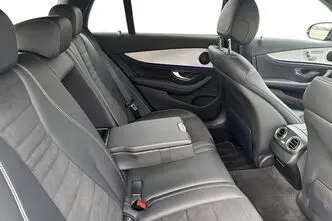 Mercedes-Benz E 300, 2.0, 143 kW, pistikhübriid, automaat, nelikvedu