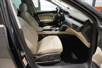 Audi e-tron, 158 kW, elekter, automaat, nelikvedu