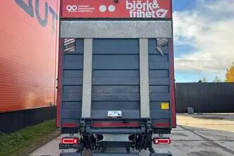 Mercedes-Benz Actros, 220 kW, дизель, автомат