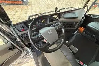 Volvo FH 540 8x4*4, 405 kW, diesel, automatic