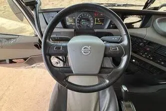 Volvo FH 540 8x4*4, 405 kW, diesel, automatic