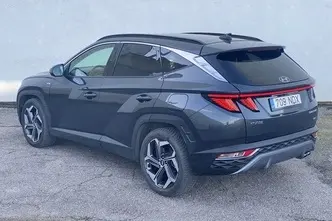 Hyundai Tucson, 1.6, 100 kW, hybrid, automatic, front-wheel drive