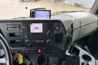 Mercedes-Benz ANTOS 1830, 220 kW, diesel, automatic