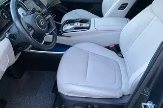 Hyundai Tucson, 1.6, 100 kW, hybrid, automatic, front-wheel drive