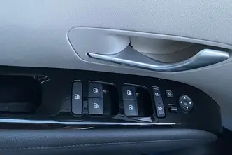 Hyundai Tucson, 1.6, 100 kW, hybrid, automatic, front-wheel drive