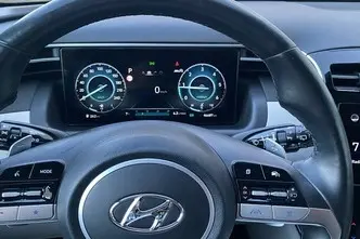 Hyundai Tucson, 1.6, 100 kW, hybrid, automatic, front-wheel drive