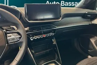 Peugeot 2008, 1.2, 96 kW, bensiin, automaat, esivedu
