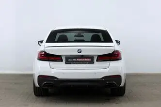 BMW 530, 3.0, 210 kW, hybrid, automatic, four-wheel drive