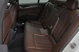 BMW 530, 3.0, 210 kW, hybrid, automatic, four-wheel drive