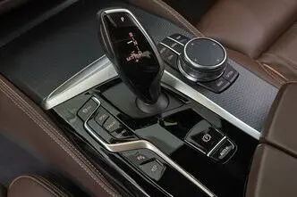 BMW 530, 3.0, 210 kW, hybrid, automatic, four-wheel drive