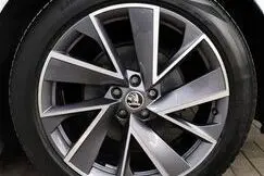 Škoda Enyaq, 77 kW, elektrība, automātiskā, pilnpiedziņa