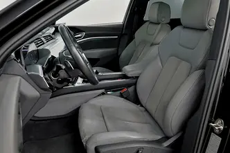 Audi e-tron, 158 kW, electric, automatic, four-wheel drive