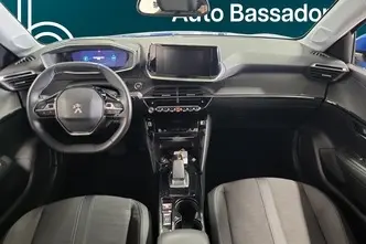 Peugeot 208, electric, automatic, front-wheel drive