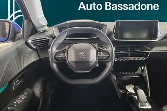Peugeot 208, electric, automatic, front-wheel drive