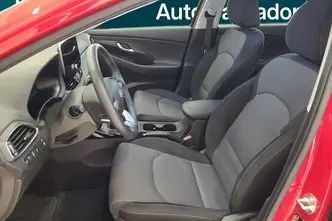 Hyundai i30, 1.5, 70 kW, bensiin, manuaal, esivedu