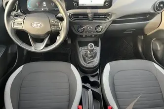 Hyundai i10, 1.0, 46 kW, petrol, manual, front-wheel drive