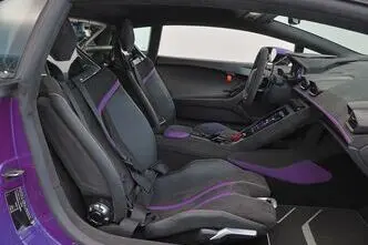 Lamborghini Huracán, 5.2, 470 kW, bensiin, automaat, tagavedu