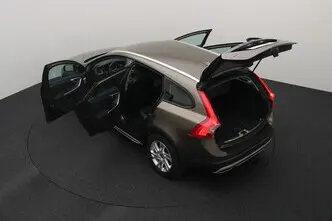 Volvo V60 Cross Country, 2.0, 110 kW, diisel, manuaal, esivedu