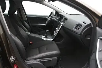 Volvo V60 Cross Country, 2.0, 110 kW, diisel, manuaal, esivedu