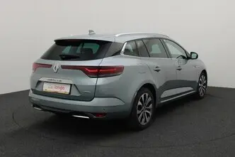 Renault Megane, 1.6, 67 kW, plug-in hybrid, automatic, front-wheel drive