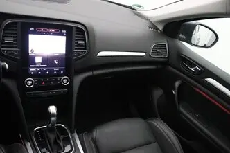 Renault Megane, 1.6, 67 kW, plug-in hybrid, automatic, front-wheel drive