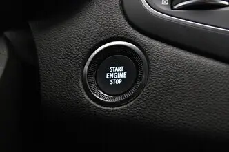 Renault Megane, 1.6, 67 kW, plug-in hybrid, automatic, front-wheel drive