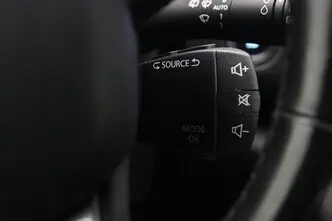 Renault Megane, 1.6, 67 kW, plug-in hybrid, automatic, front-wheel drive