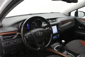 Toyota Avensis, 1.8, 108 kW, bensiin, manuaal, esivedu