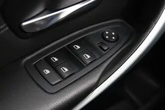 BMW 320, 1.6, 125 kW, bensiin, automaat, tagavedu