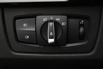 BMW 320, 1.6, 125 kW, bensiin, automaat, tagavedu